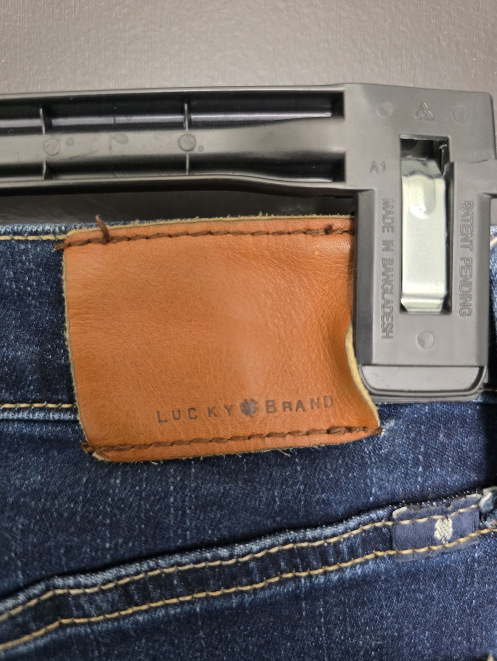 Lucky Brand Brooke Legging Jeans Women 6/28 Dark Wash Skinny Stretch Mid Rise - Picture 9 of 9